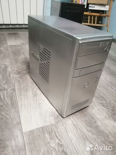 Системный блок xeon e5450 8 ram GTX 560 Ti