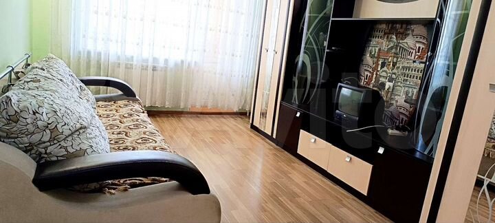 2-к. квартира, 56 м², 5/10 эт.