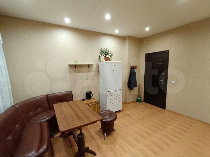 Комната 25 м² в 4-к., 2/3 эт.