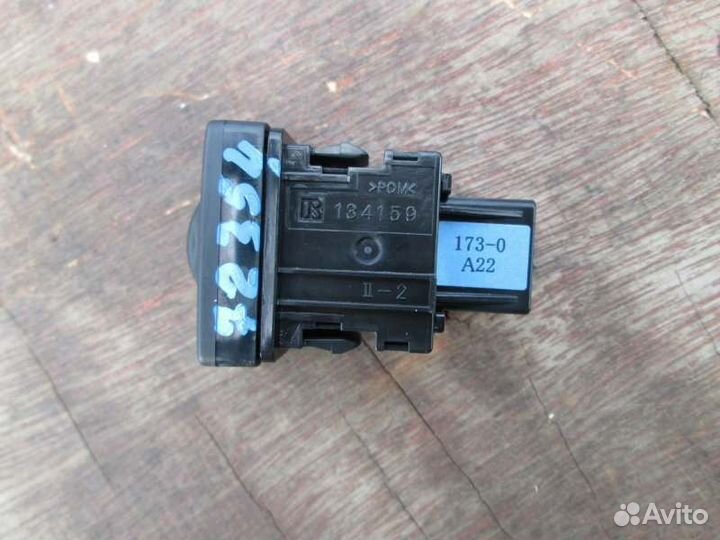 Кнопка корректора фар Toyota Corolla Fielder