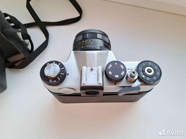 Плёночный фотоаппарат зенит TTL