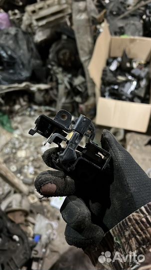 Замок капота Мерседес w220 Mercedes Benz W220