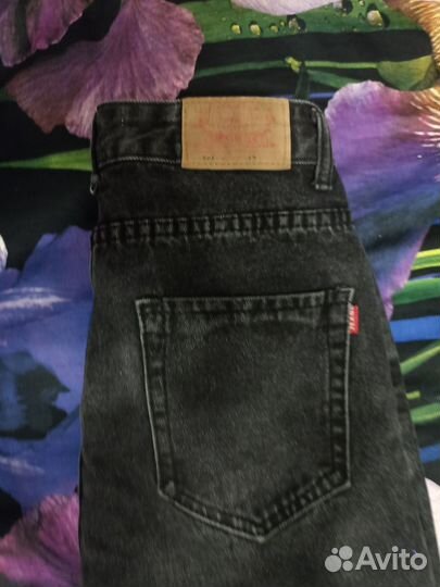 Джинсы levis 501 42-44