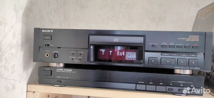 Cd проигрыватель Sony X202ES