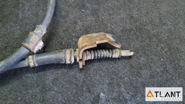 Тросик ручника задняя правая hyundai santa FE