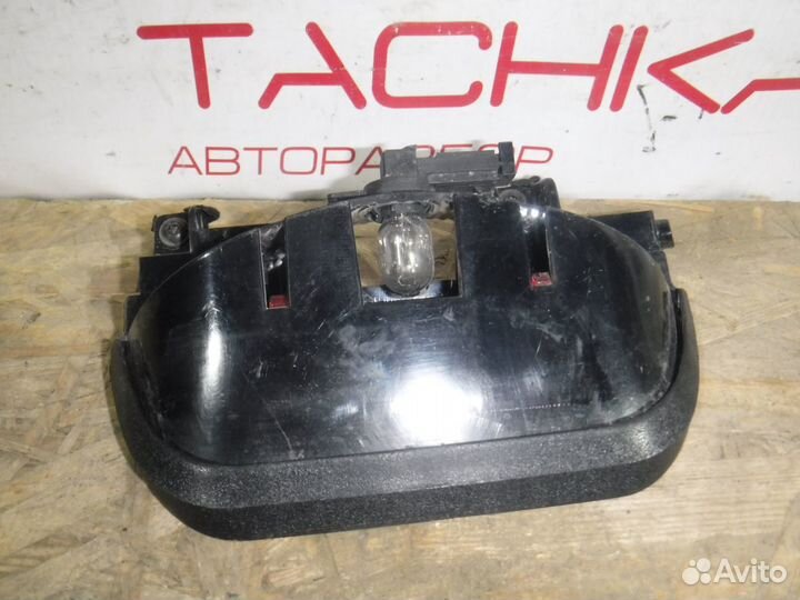 Фонарь задний (стоп сигнал) Renault Sandero (2009+