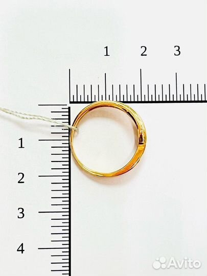 Золотое кольцо с Фианитами 17,5р (27620)