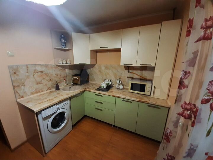 1-к. квартира, 42 м², 1/5 эт.