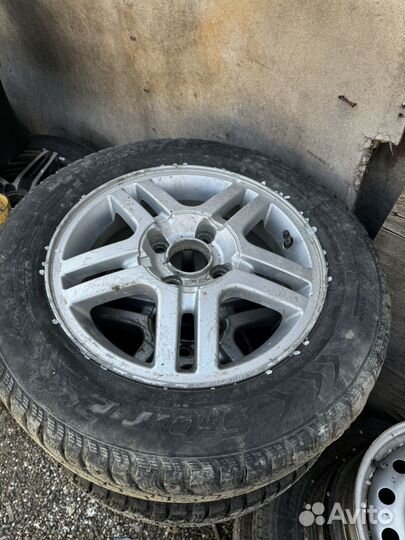 Литые диски R15 на Ford Focus 4x108