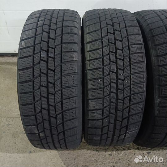 Goodyear Ice Navi 6 215/45 R18