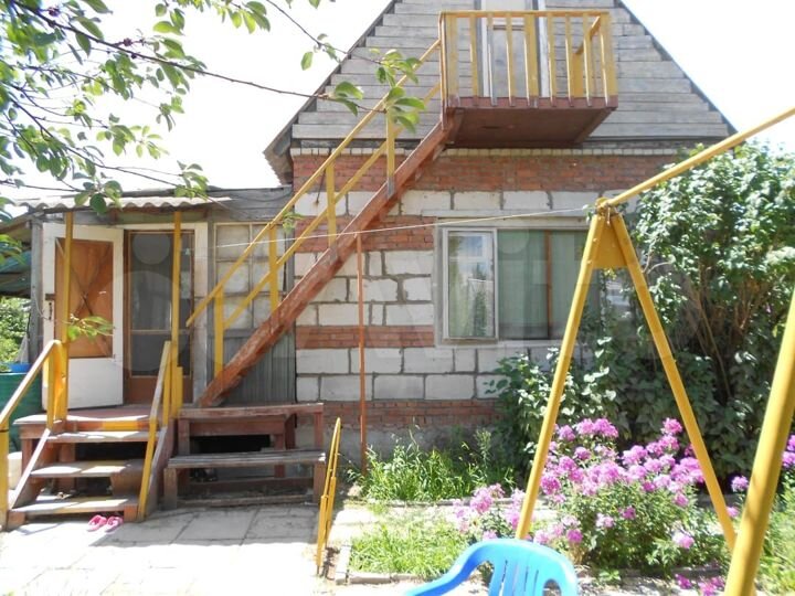 Дача 30 м² на участке 5 сот.