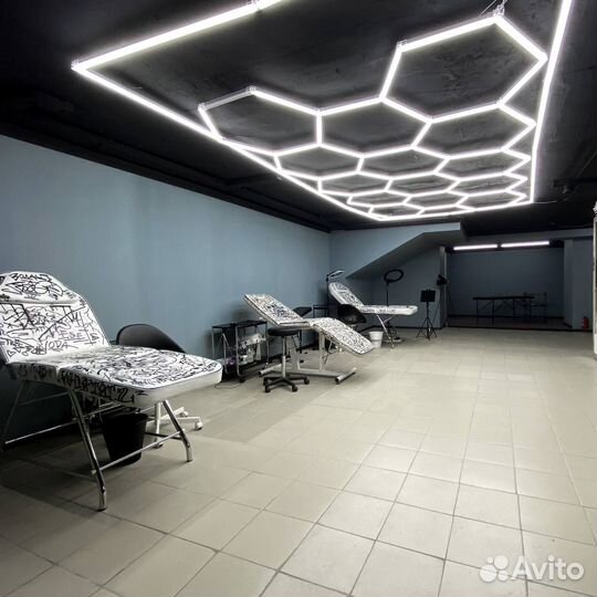 Аренда места тату студии
