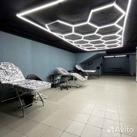 Аренда места тату студии