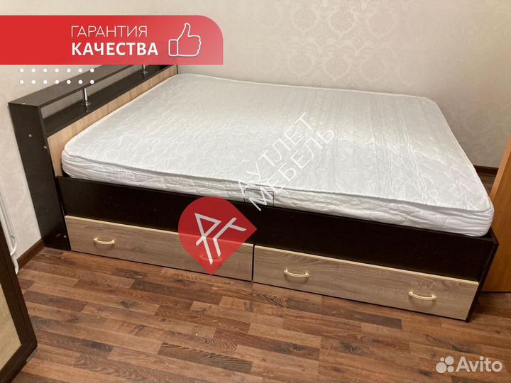 Кровать двуспальная
