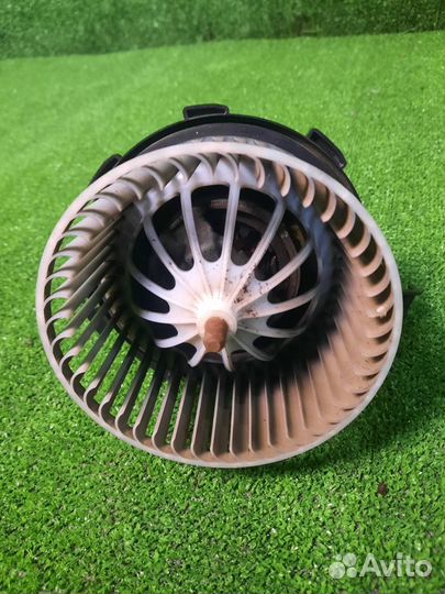 Мотор печки Audi A4 B8 cdhb (1.8T) 2008