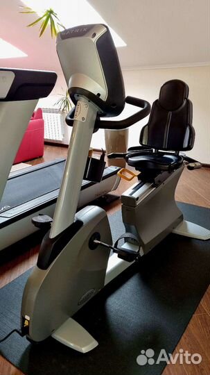 Велотренажер Matrix горизонтальный бу