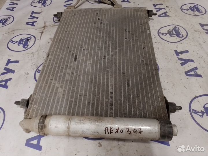 Радиатор кондиционера Peugeot 307