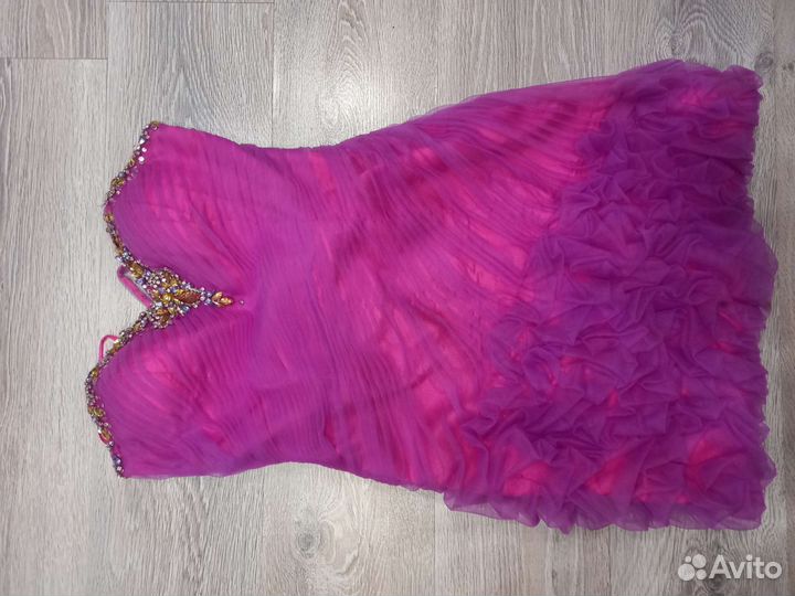 Вечернее платье