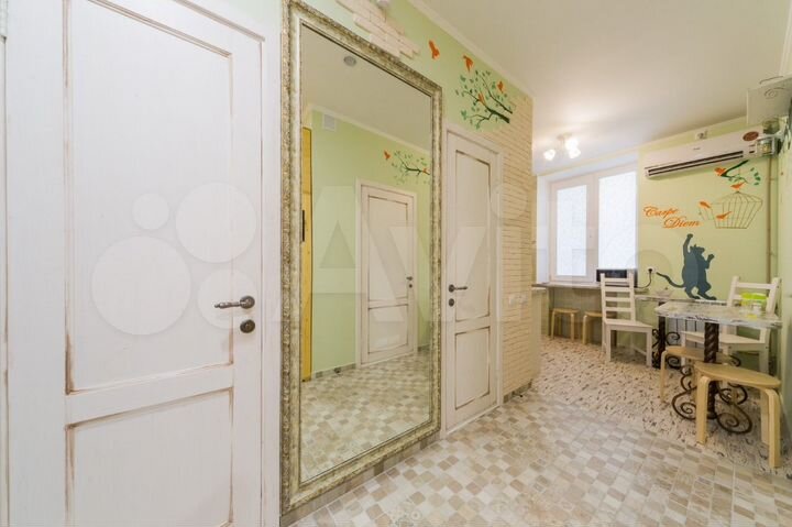 Комната 27 м² в 3-к., 1/3 эт.