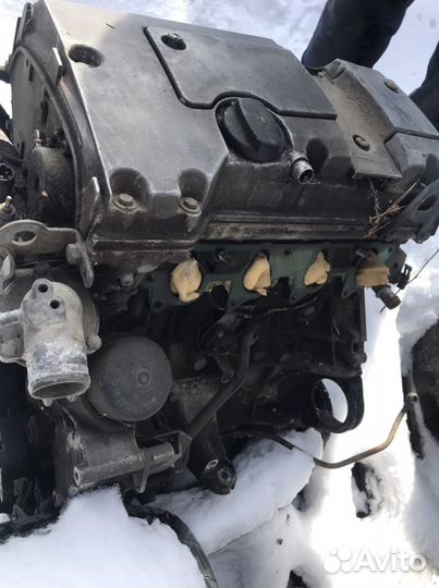 Мерседес 111960 2.2 двигатель