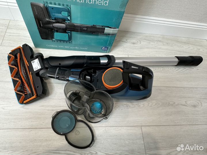 Пылесос беспроводной Philips SpeedPro Aqua FC6728