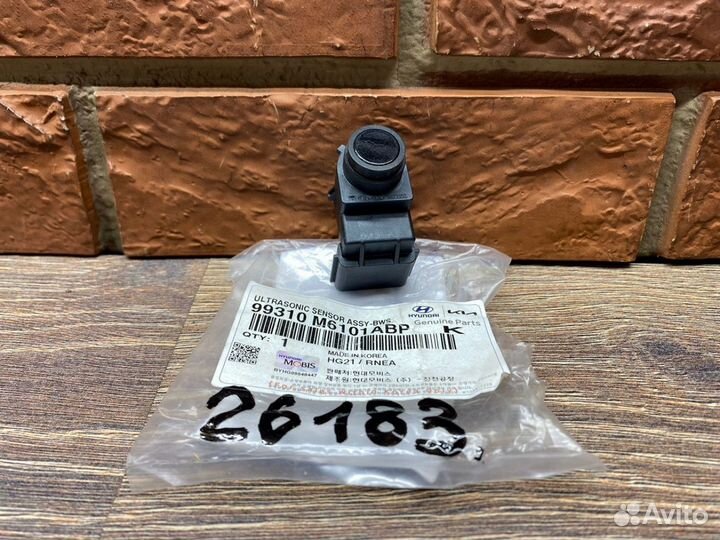 Датчик парковки Kia Cerato 2018+ Новый Оригинал