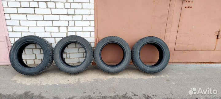 Pirelli Winter Sottozero 210 225/55 R16 95T