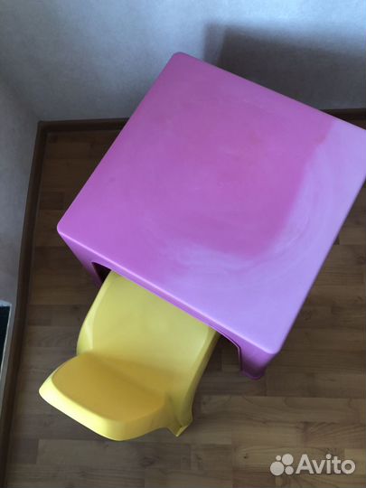 Детский стол и стул