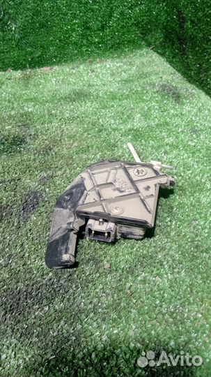 Сервопривод замка багажника Renault Megane