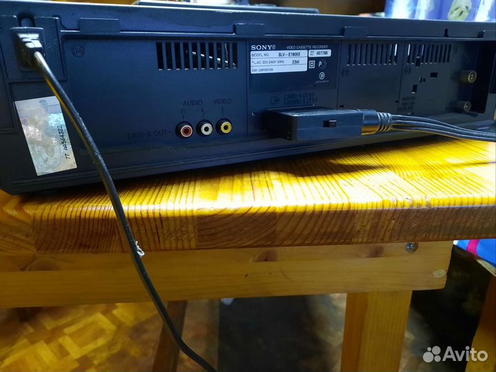 Видеомагнитофон sony HI-FI stereo slv-e780
