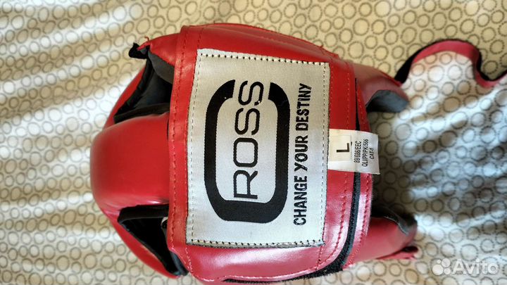 Шлем для бокса, перчатки, ракушка