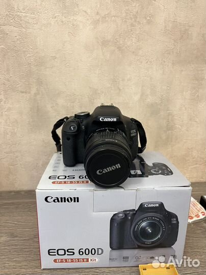 Зеркальный фотоаппарат canon 600d