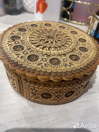 Шкатулки из дерева и бересты