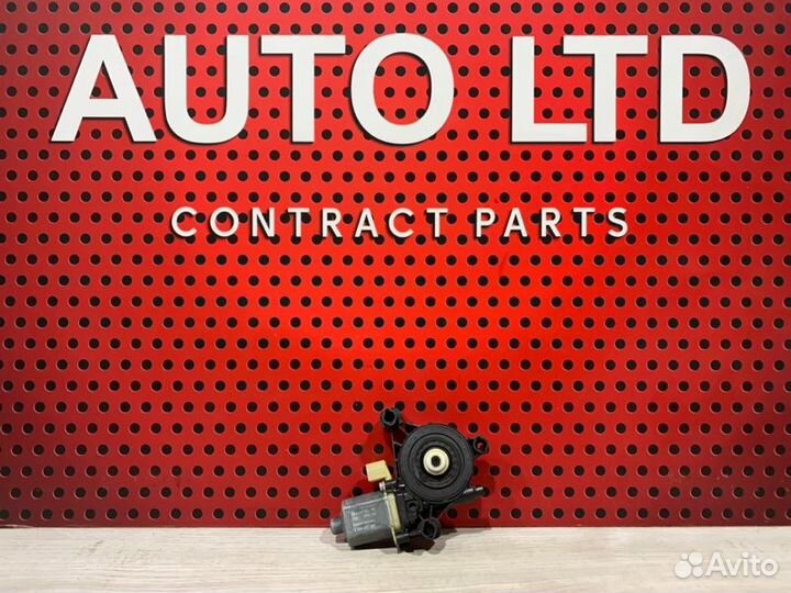 Моторчик стеклоподъемника задний левый Porsche