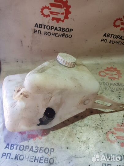 Бачок стеклоомывателя Лада Калина