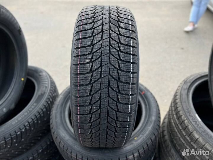 Triangle PL01 215/55 R17 98R