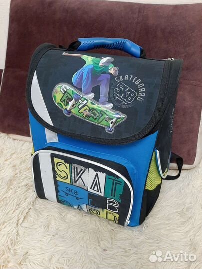 Портфель школьный