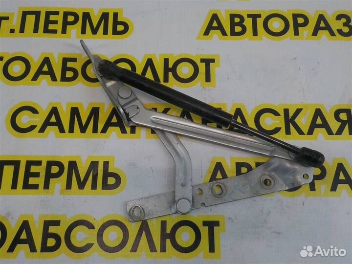 Петля крышки багажника Ford Focus II 2005-2011