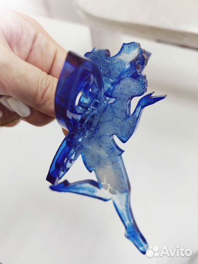 Новогодняя игрушка из эпоксидной смолы