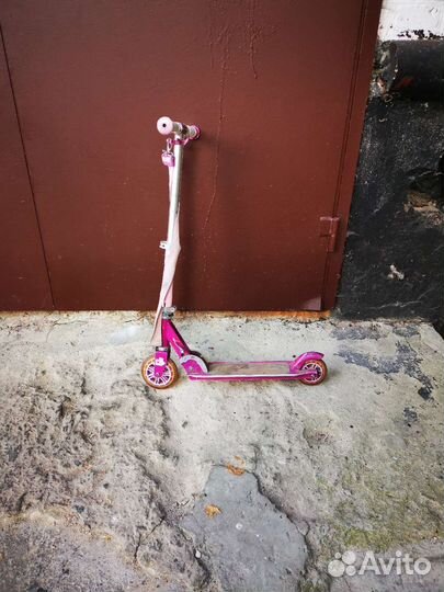 Продаётся самокат Оxelo детский