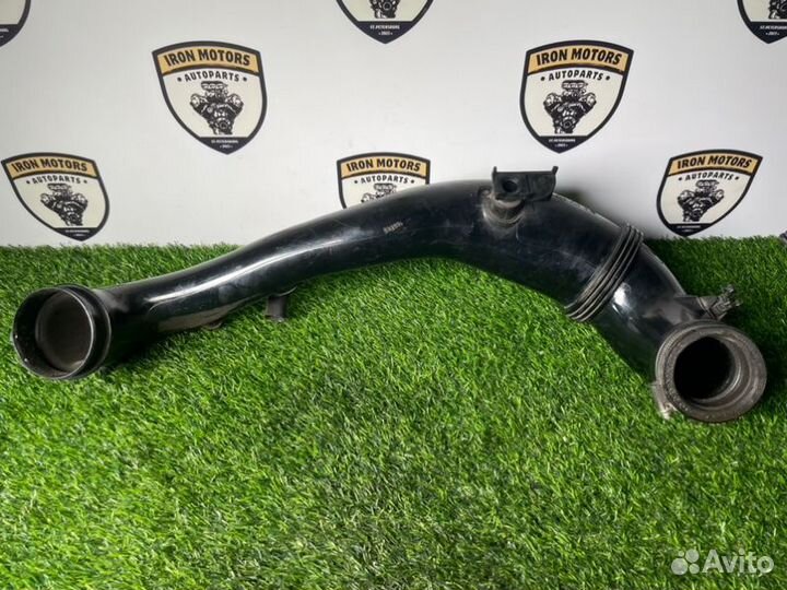 Патрубок воздушного фильтра Mercedes-Benz E-Class