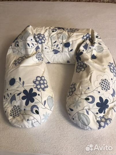 Подушка для кормления малыша