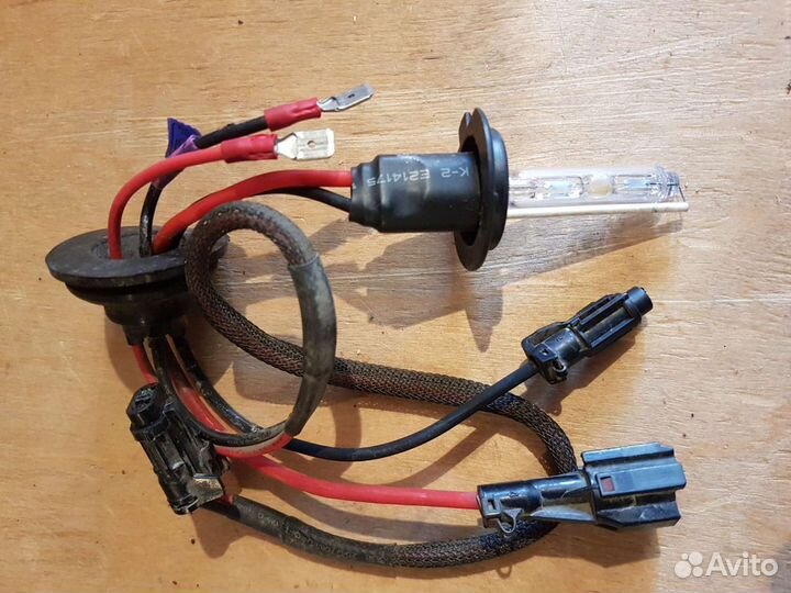 Продаю ксеноновые лампы н7 6000к