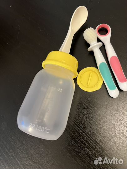 Бутылочка детская с ложкой pigeon