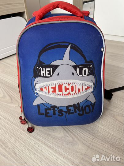 Школьный рюкзак