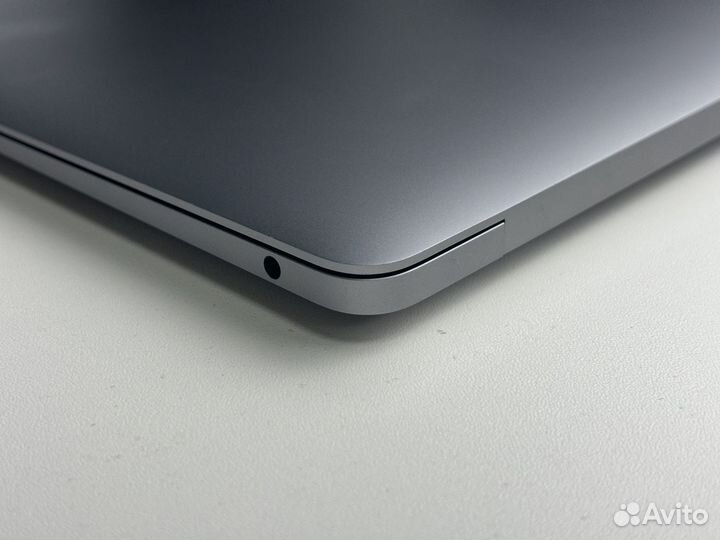 Мacвооk Air 13 2020 M1/8GB/256SSD (гарантия)