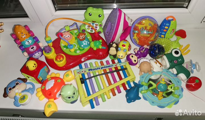 Развивающие игрушки пакетом