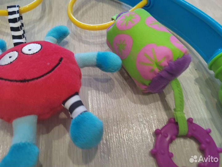 Подвеска дуга на кроватку стульчик коляску