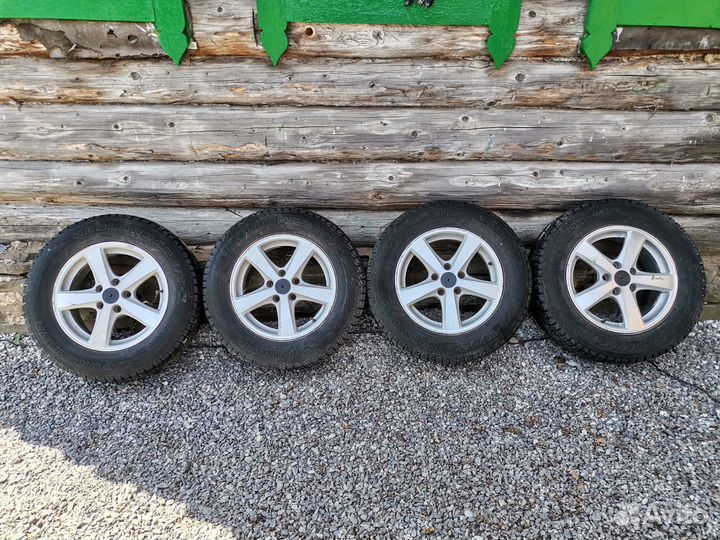 Литые диски Honda R16 5 114 3 + резина