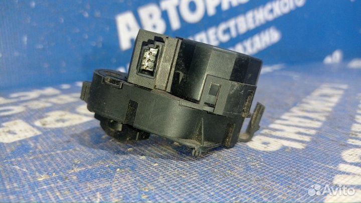 Моторчик заслонок отопителя Bmw E60 седан N52B30